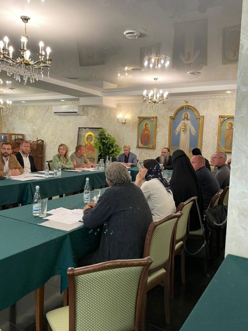 Совещание по вопросам возведения ограды
